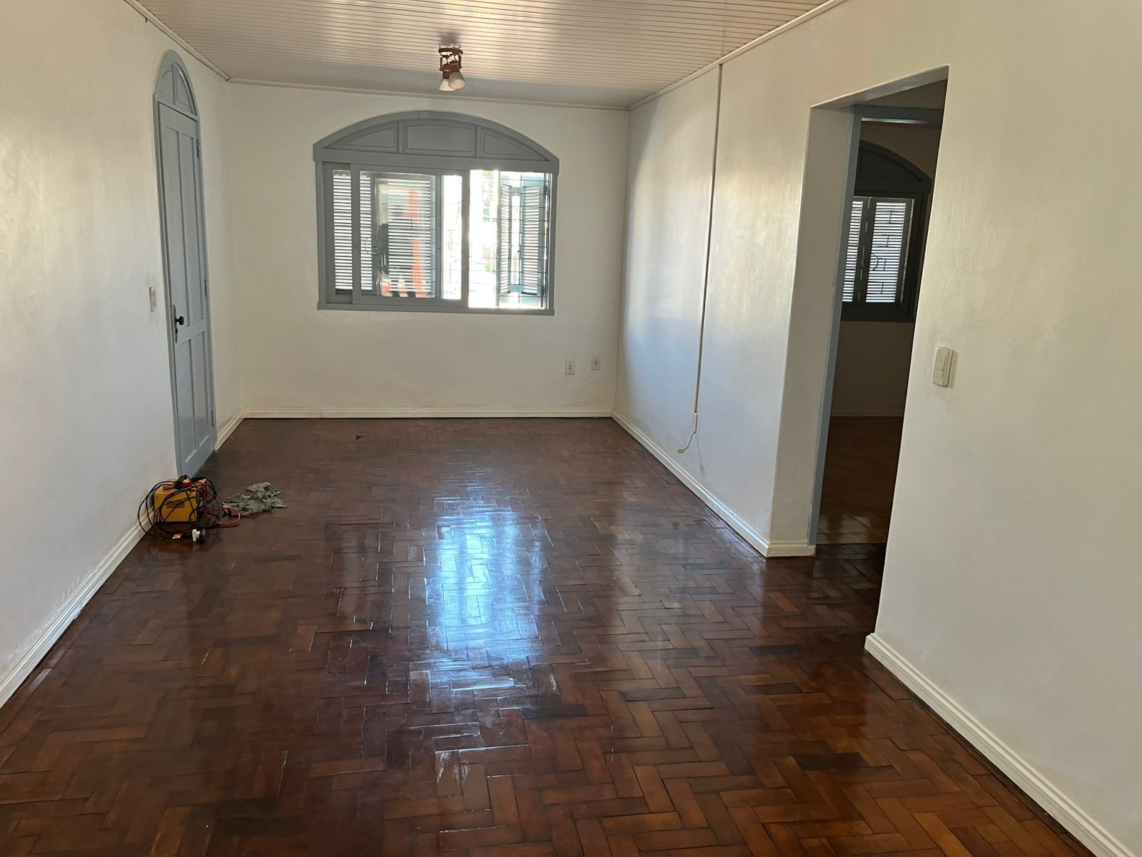Casa 2 dormitórios, 2 vagas, Bairro Vila Márcia — foto 5