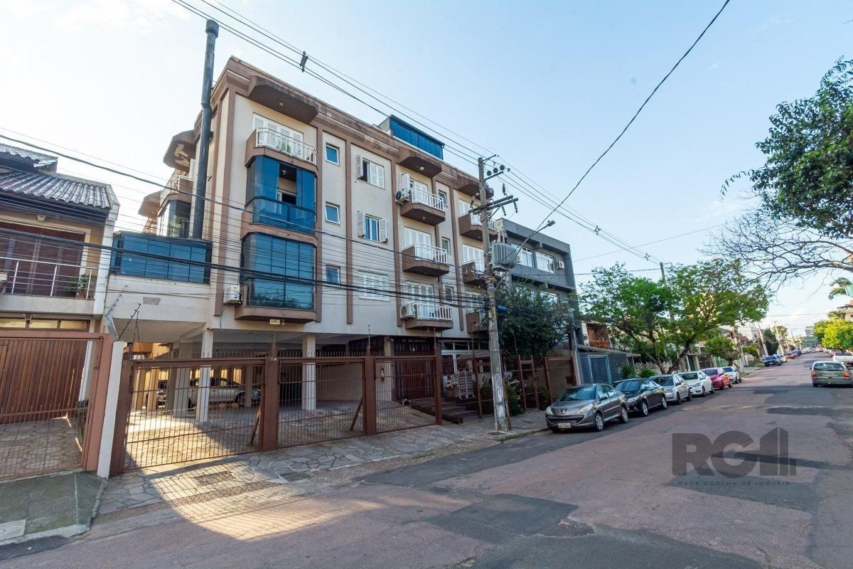 Cobertura 3 dormitórios, 1 vaga, Bairro Imbuí — foto 2