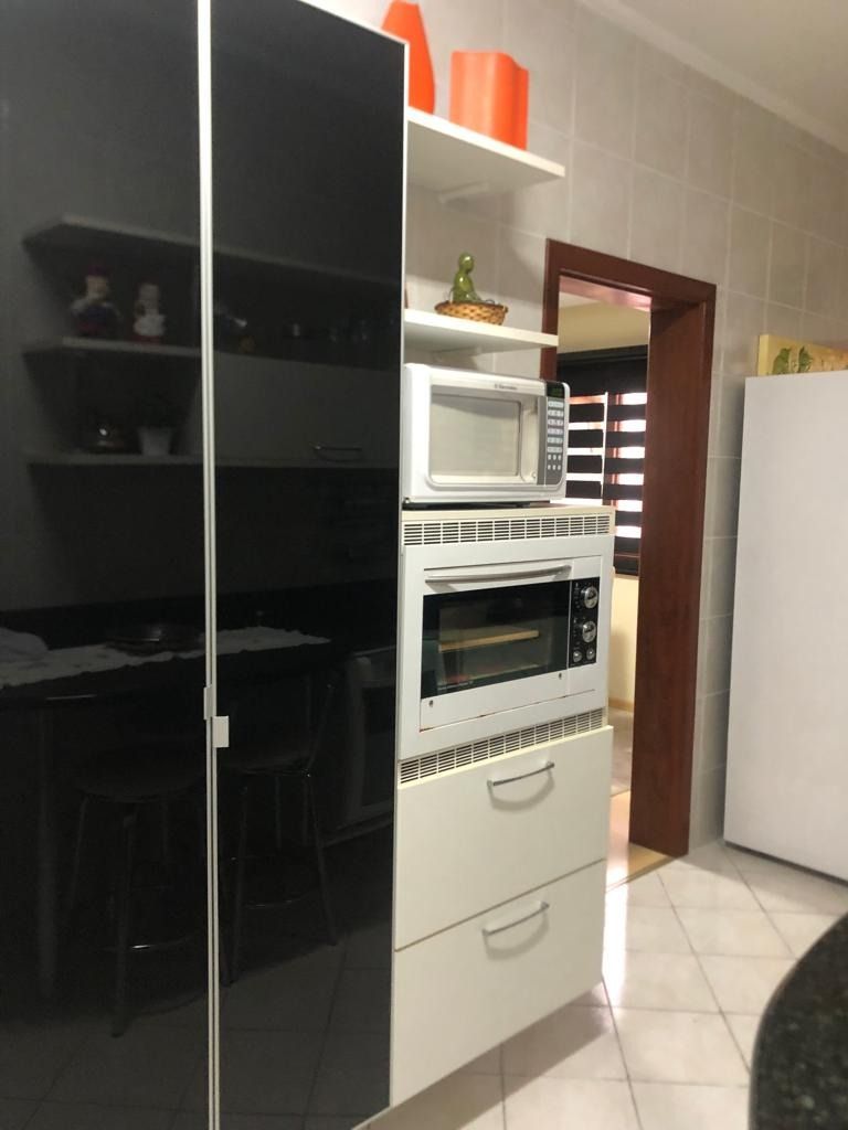 Apartamento à venda com 3 quartos, 130m² - Foto 14
