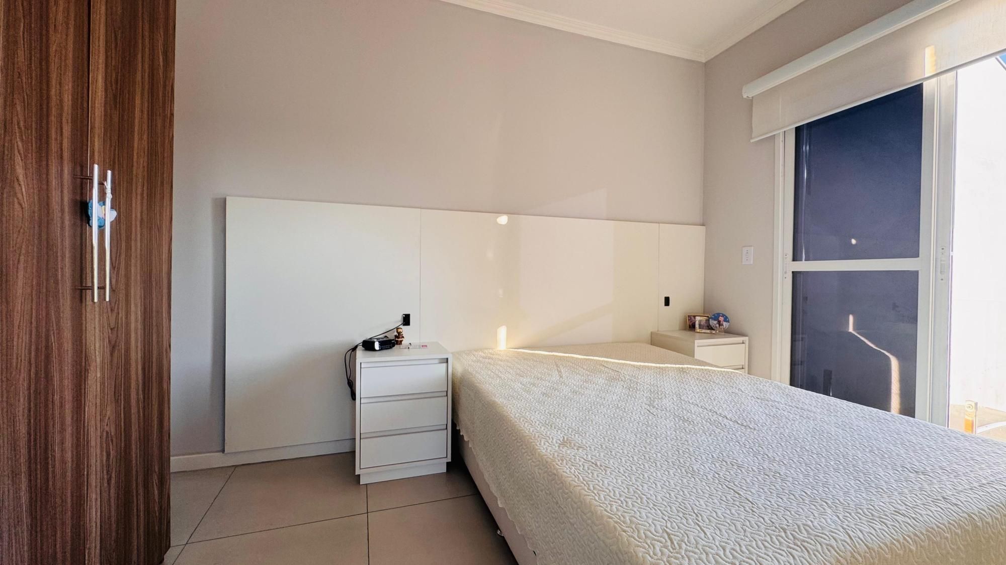Apartamento 2 dormitórios, 1 suíte, 1 vaga Bairro Cohab — foto 4