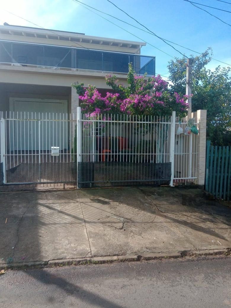 Casa sobrado 3 dormitórios, 1 suíte, vagas de garagem, Bairro Jd do Bosque — foto 2