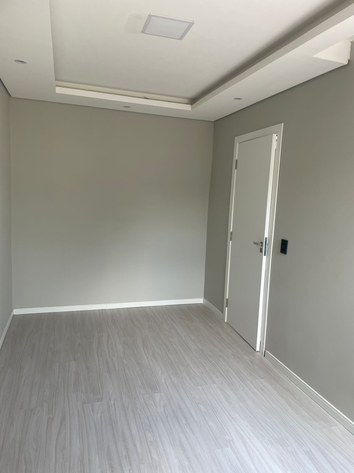 Casa 2 dormitórios, 1 suíte, 1 vaga de garagem Bairro R. Taquareiras — foto 4