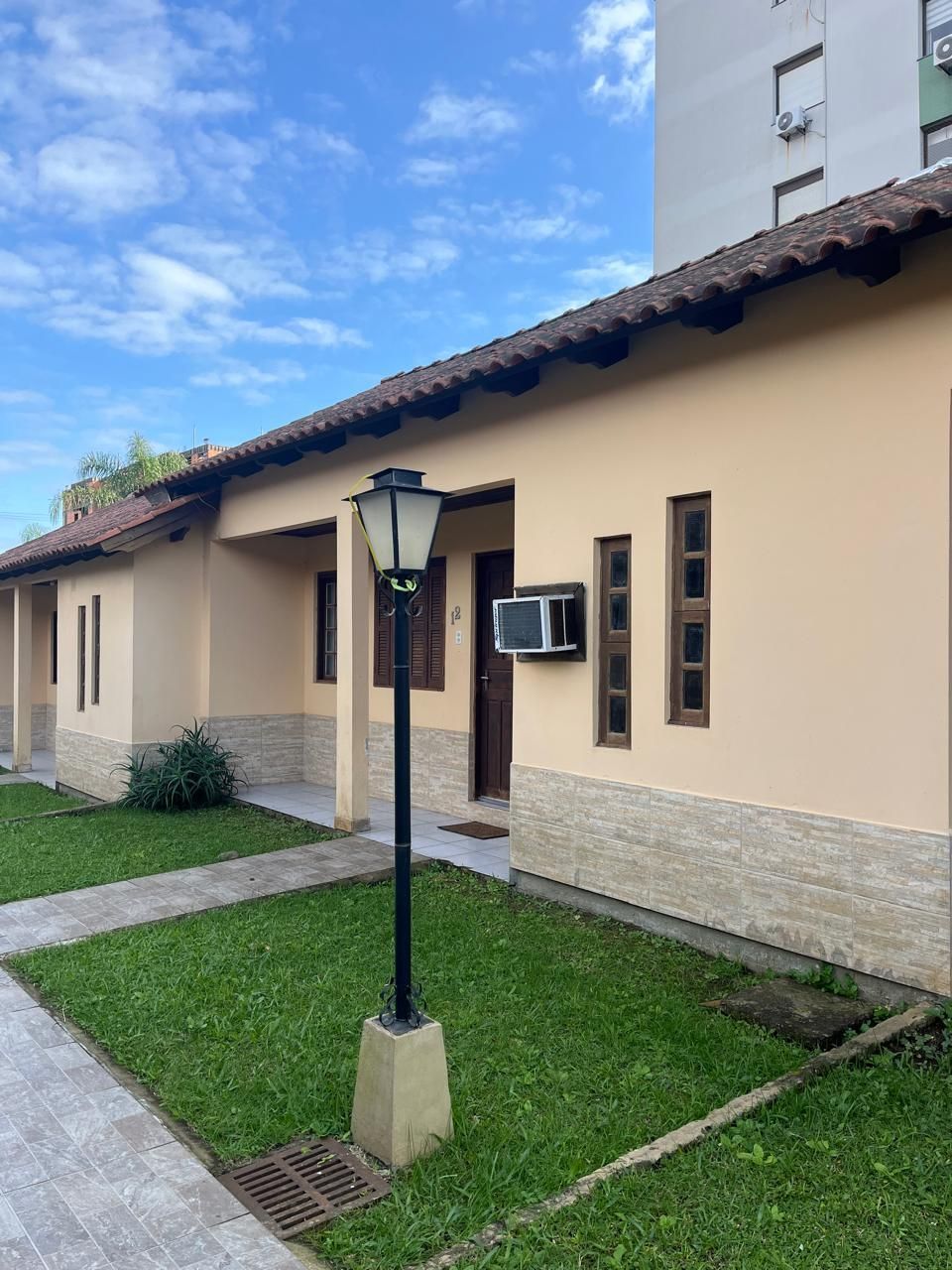 Casa em condomínio, 1 dormitório, 1 vaga, Bairro Vila Cachoeirinha — foto 3