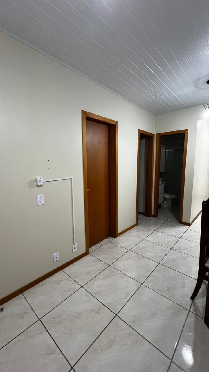 Casa 2 dormitórios, vaga de garagem, Bairro Jardim Betânia — foto 4