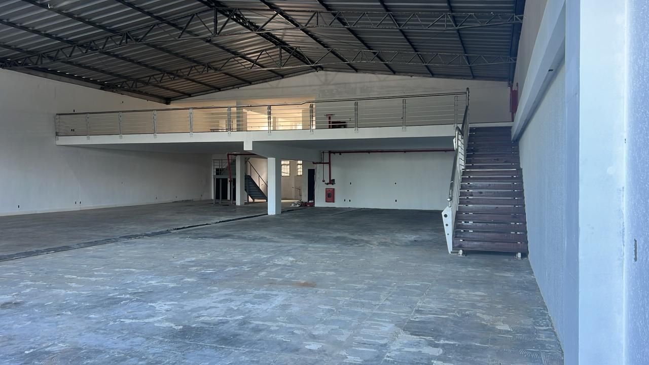Loja para alugar, 860m², Vila Parque Brasília - Cachoeirinha — foto 2