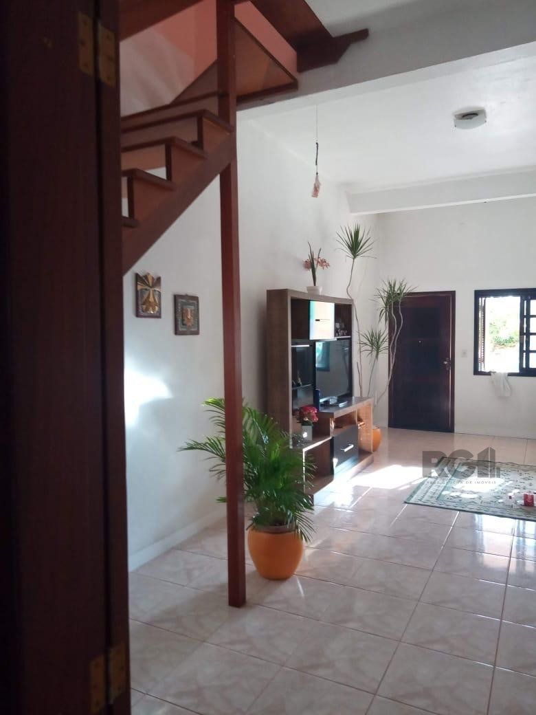 Casa sobrado 3 dormitórios, 1 suíte, vagas de garagem, Bairro Jd do Bosque — foto 5