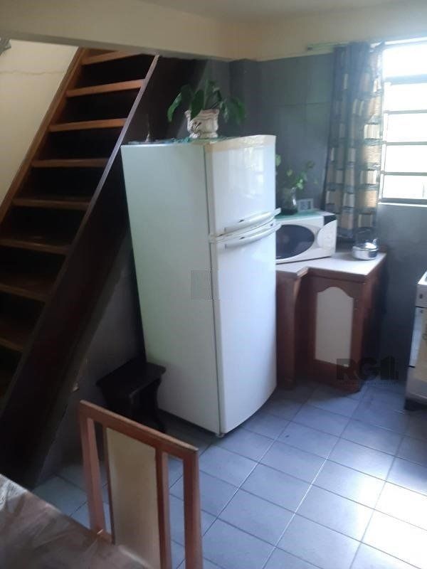 Casa à venda com 4 quartos, 220m² - Foto 12