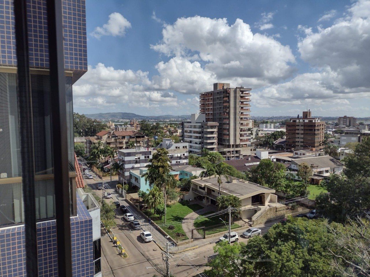 Apartamento à venda com 3 quartos, 191m² - Foto 11