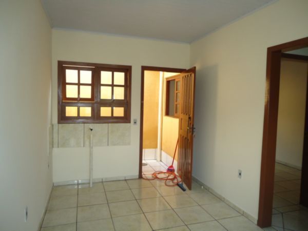 Casa, 2 quartos, para alugar, 40 m², Parque da Matriz - Cachoeirinha — foto 4