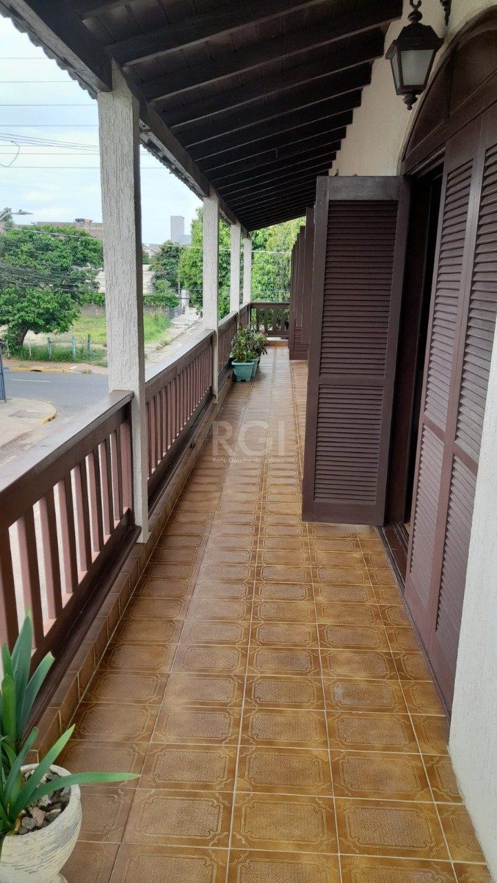 Casa à venda com 3 quartos, 282m² - Foto 19