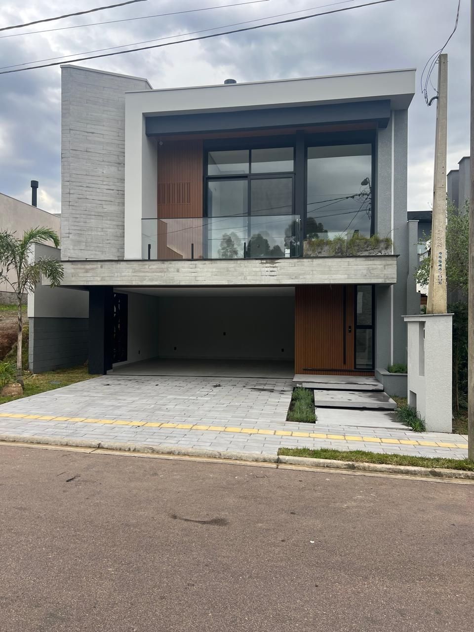 Casa de Condomínio 3 quartos à venda, 198m², Centro - Gravataí — foto 2