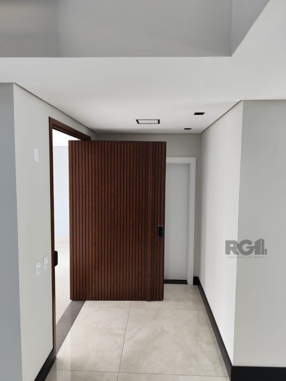 Casa em condomínio fechado, 3 dorms, 3 suítes, 2 vagas Bairro Centro — foto 3
