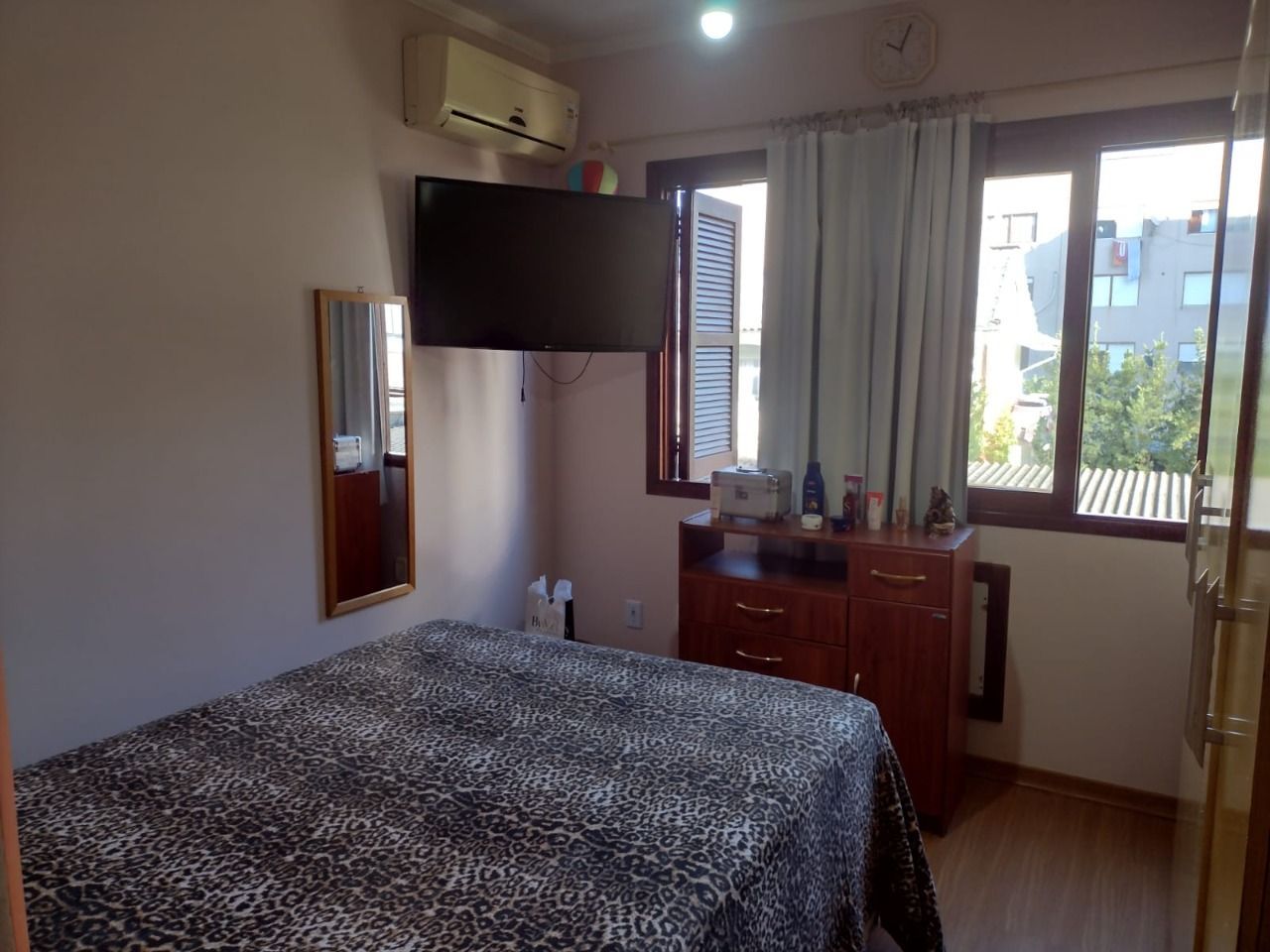 Apartamento à venda com 3 quartos, 140m² - Foto 9