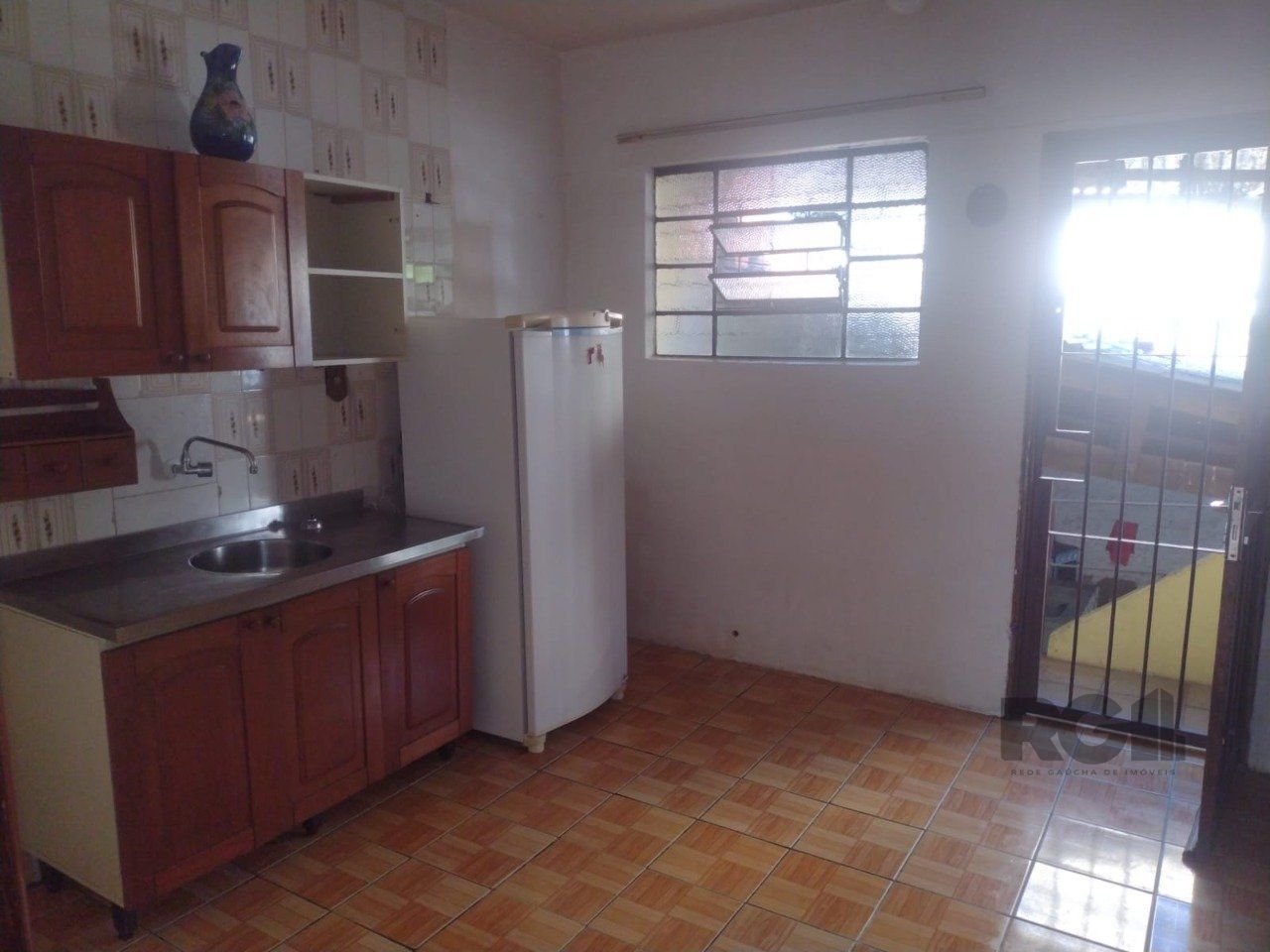 Casa à venda com 2 quartos, 61m² - Foto 9