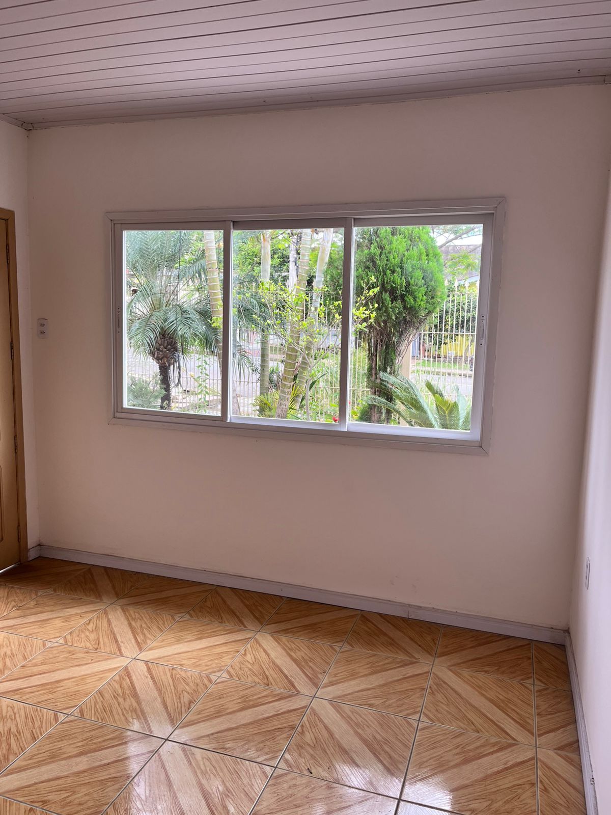 Casa 3 dormitórios, 1 suíte, vagas de garagem, Bairro Vista Alegre — foto 5