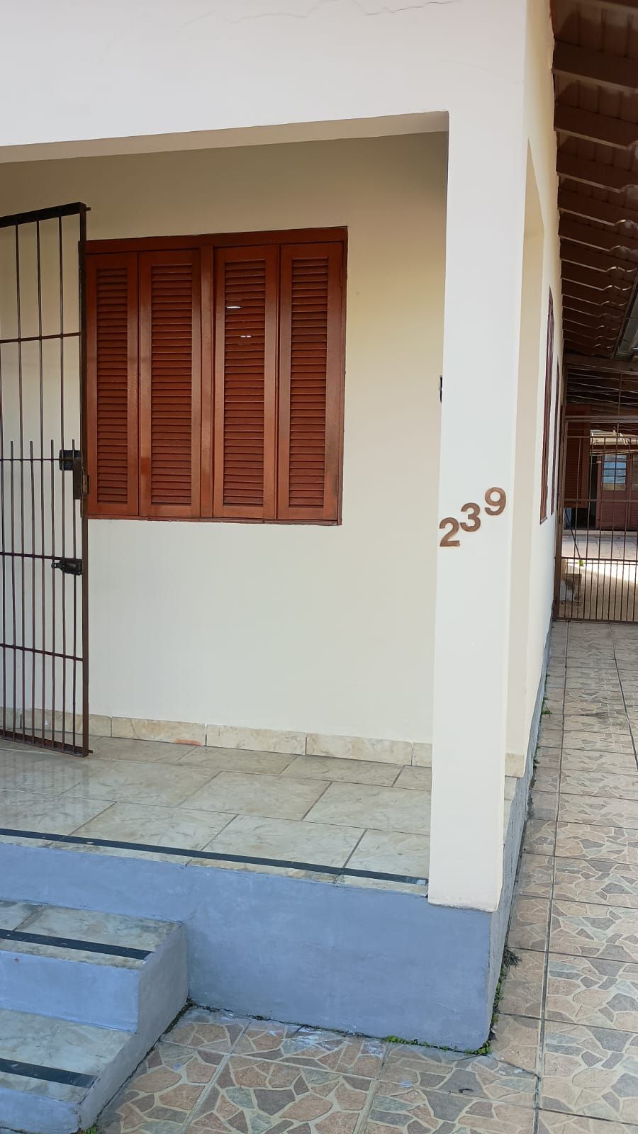 Casa 3 dormitórios, 1 suíte, vaga de garagem, Bairro Vila Regina — foto 3