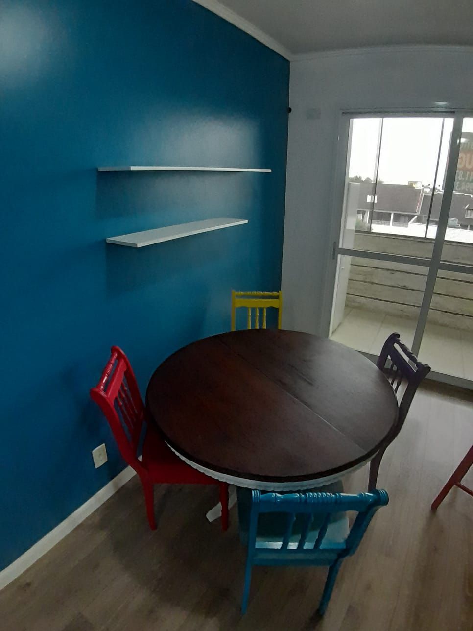 Apartamento mobiliado, 2 dormitórios, 1 vaga, Bairro Imbuí — foto 2