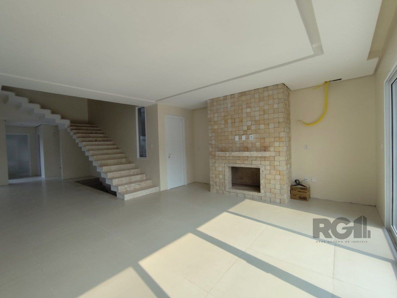Casa sobrado 4 dormitórios, 1 suíte, 2 vagas Bairro Centro — foto 4