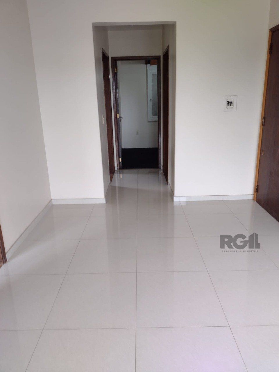 Apartamento 2 dormitórios, vaga coberta, Bairro Vila Eunice Nova — foto 4