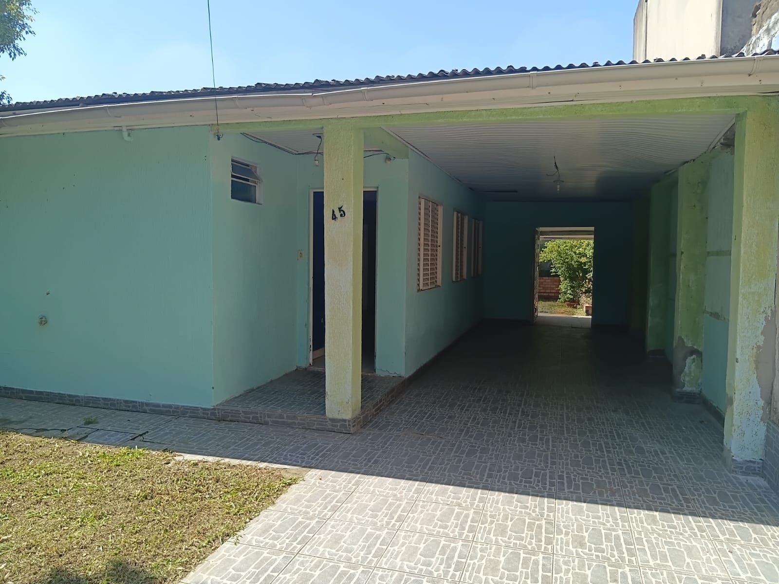Casa 3 dormitórios, 1 suíte, 3 vagas, Bairro Jardim Conquista — foto 3
