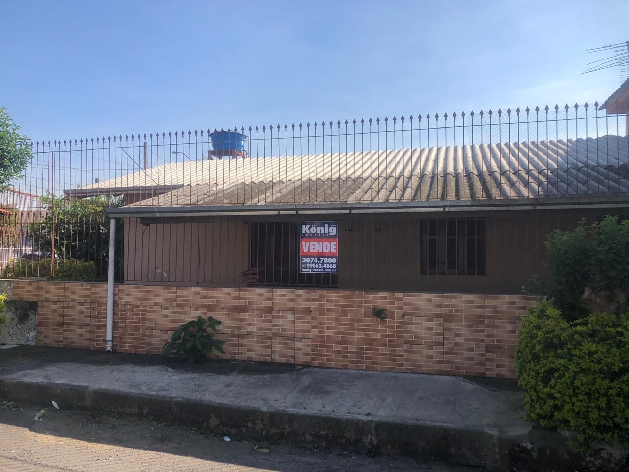 Casa 4 dormitórios, 3 vagas, Bairro Cohab — foto 2