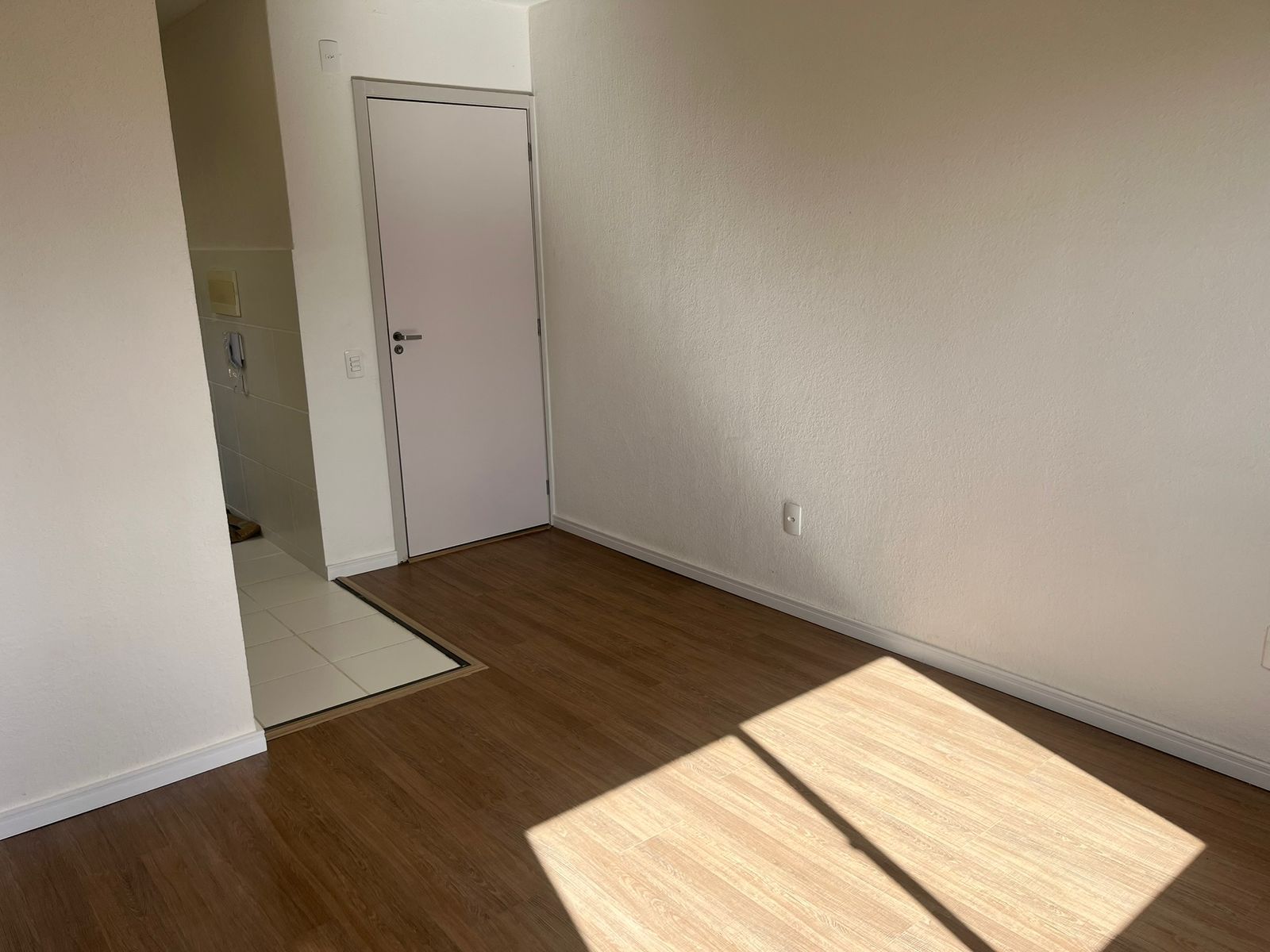 Apartamento 2 dormitórios, 1 vaga rotativa, Bairro Marechal Rondon — foto 4