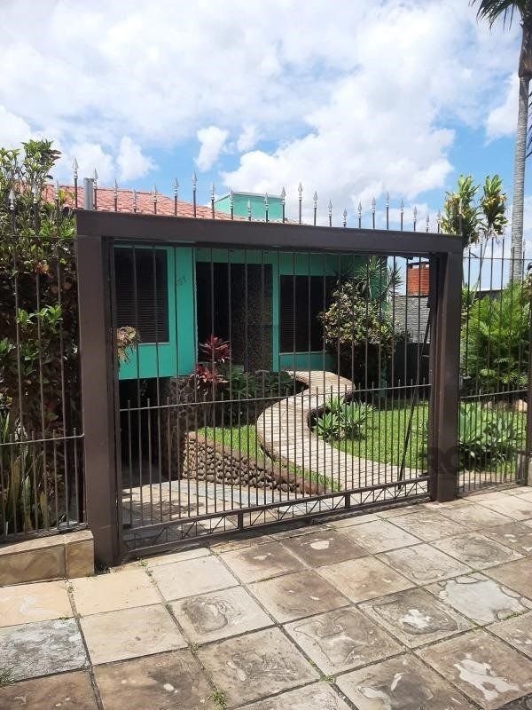 Casa, 4 quartos, 220 m² - Foto 1