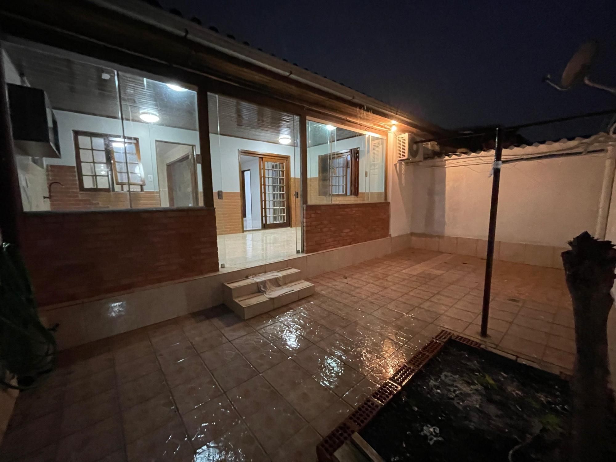 Casa à venda com 3 quartos, 101m² - Foto 18