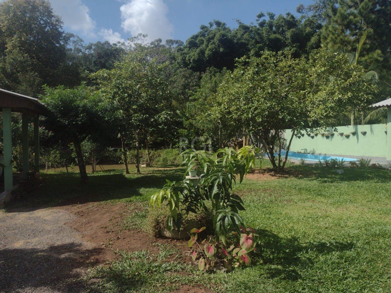 Sítio à venda com 2 quartos, 88m² - Foto 27