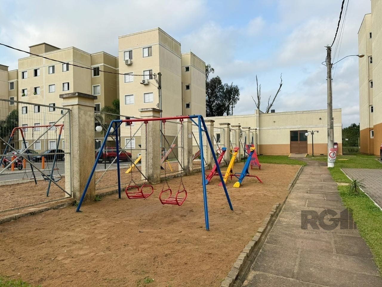 Apartamento à venda com 2 quartos, 44m² - Foto 25
