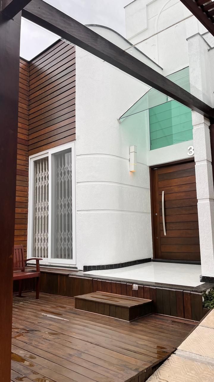 Casa sobrado 3 dormitórios, 1 suíte, 3 vagas, Bairro Parque da Matriz — foto 2