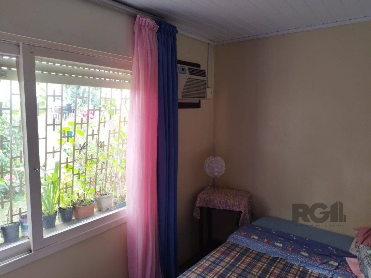 Casa à venda com 2 quartos, 53m² - Foto 3