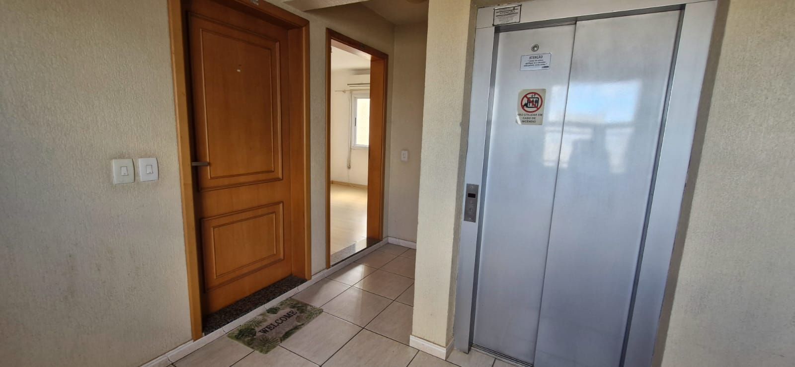 Apartamento 2 dormitórios, 1 suíte, Bairro Vista Alegre — foto 4