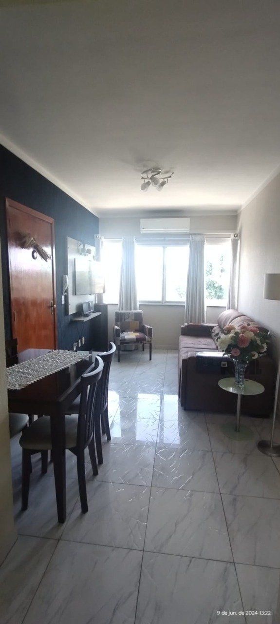Apartamento mobiliado, 2 dormitórios, 1 vaga, Bairro Colinas — foto 4