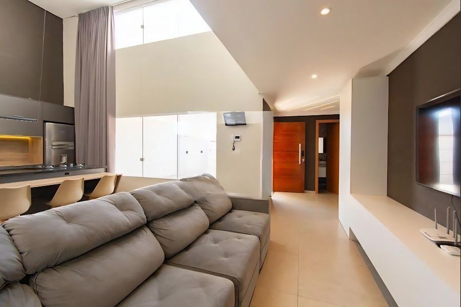 Casa 2 dormitórios, 4 vagas, Bairro Igara — foto 4