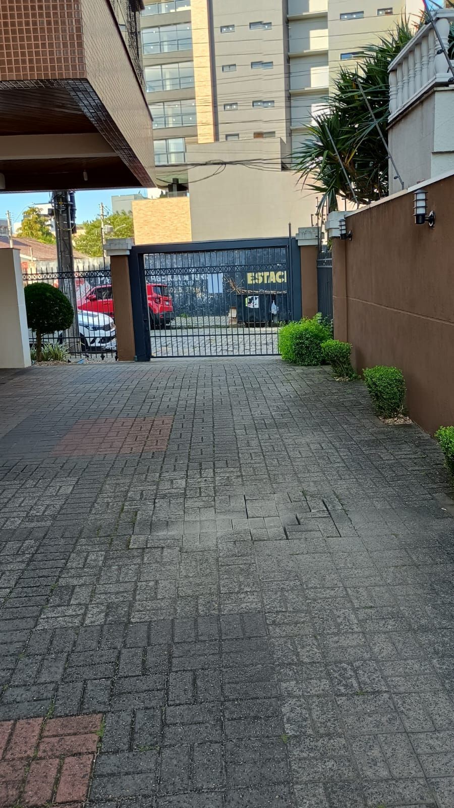 Apartamento 3 dormitórios, 1 suíte, 2 vagas, Bairro Eunice Nova — foto 3