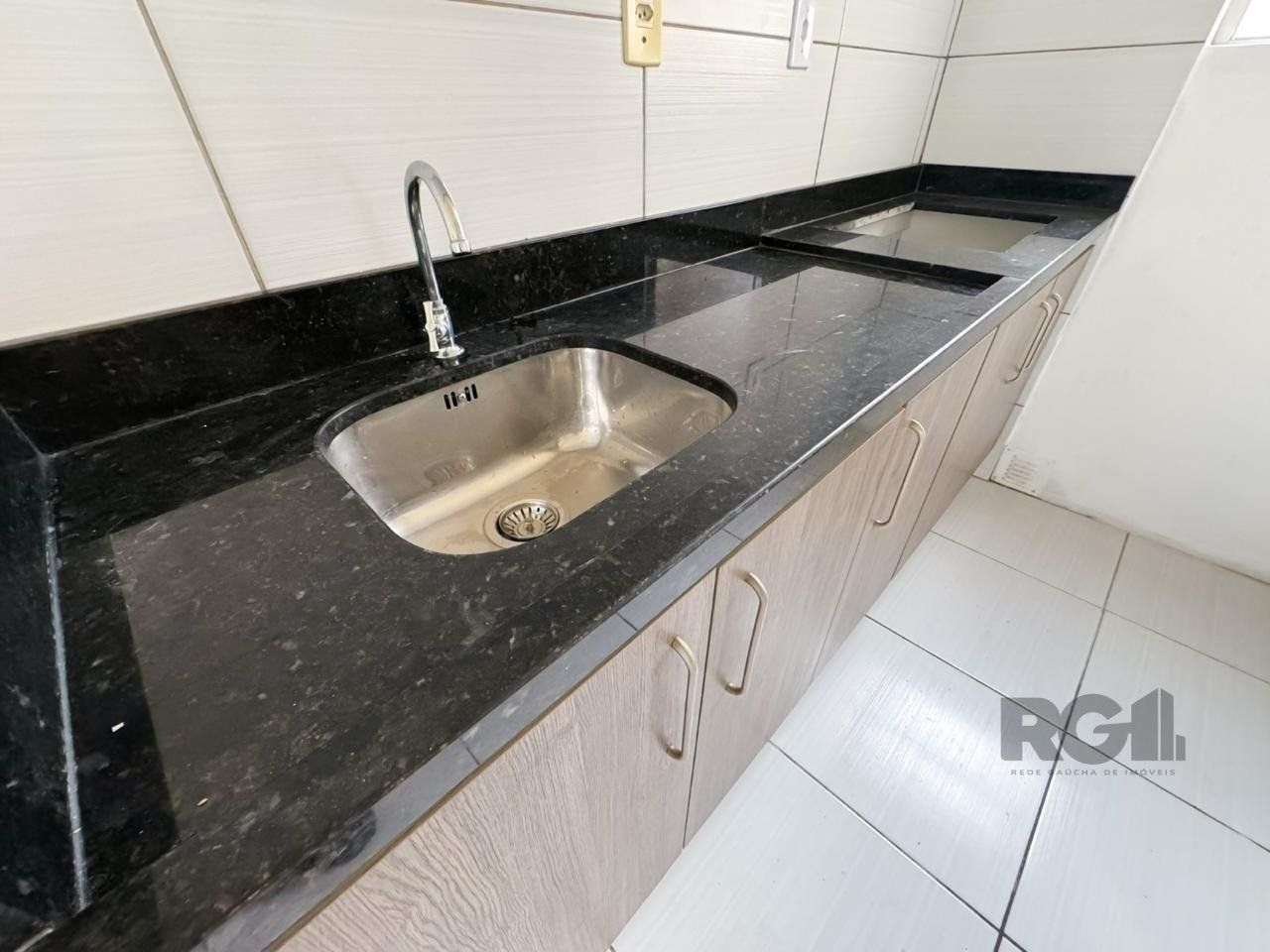 Apartamento à venda com 2 quartos, 44m² - Foto 14