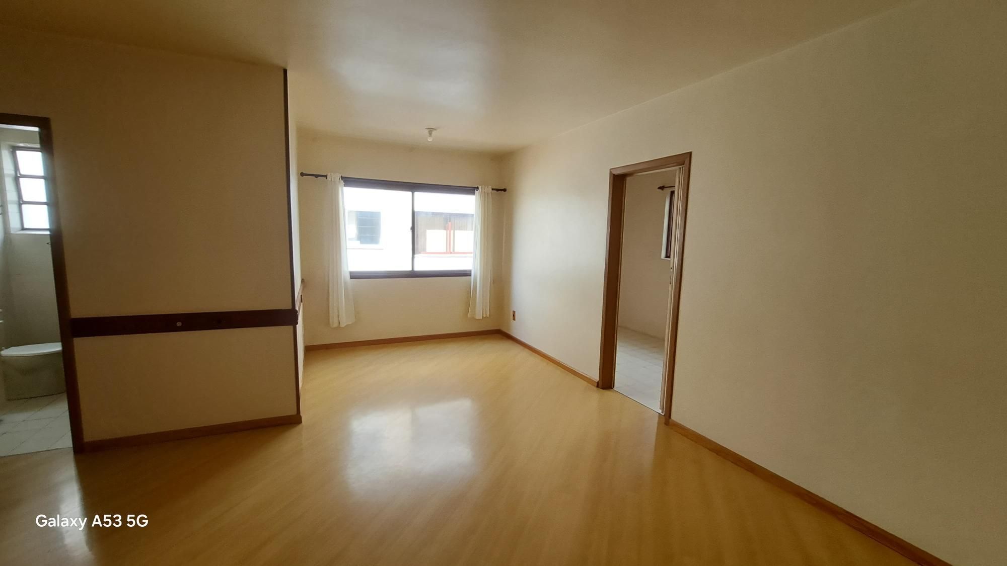 Apartamento 2 dormitórios, 1 vaga, Bairro Ponta Porã — foto 3