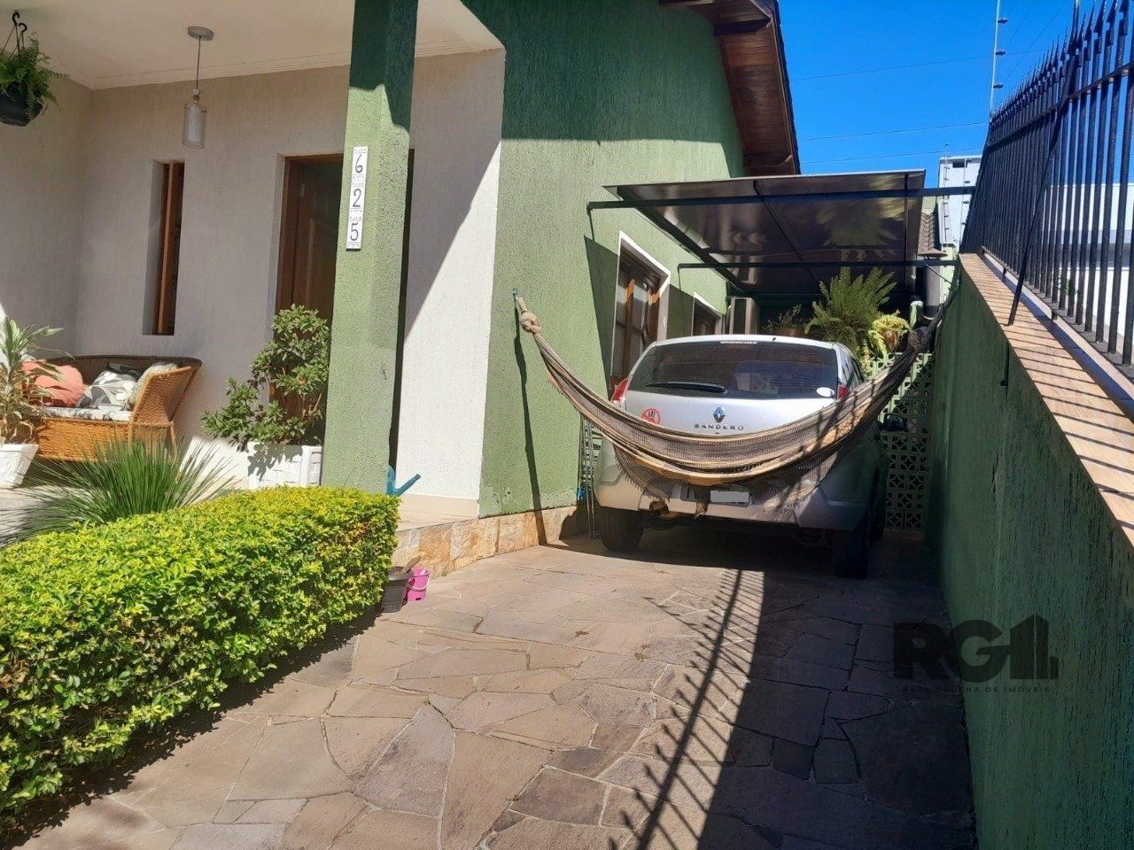 Casa à venda com 3 quartos, 150m² - Foto 2