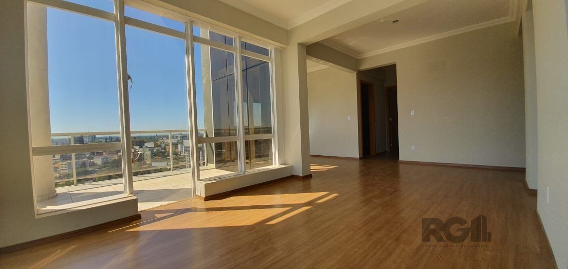 Apartamento 3 dormitórios, 1 suíte, 1 vaga, Bairro Centro — foto 2