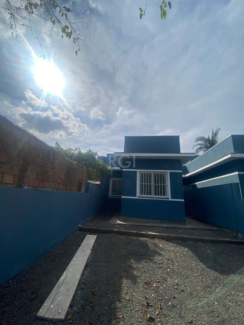 Casa 3 dormitórios, 1 suíte, 2 vagas de garagem, Bairro Vila Fátima — foto 2
