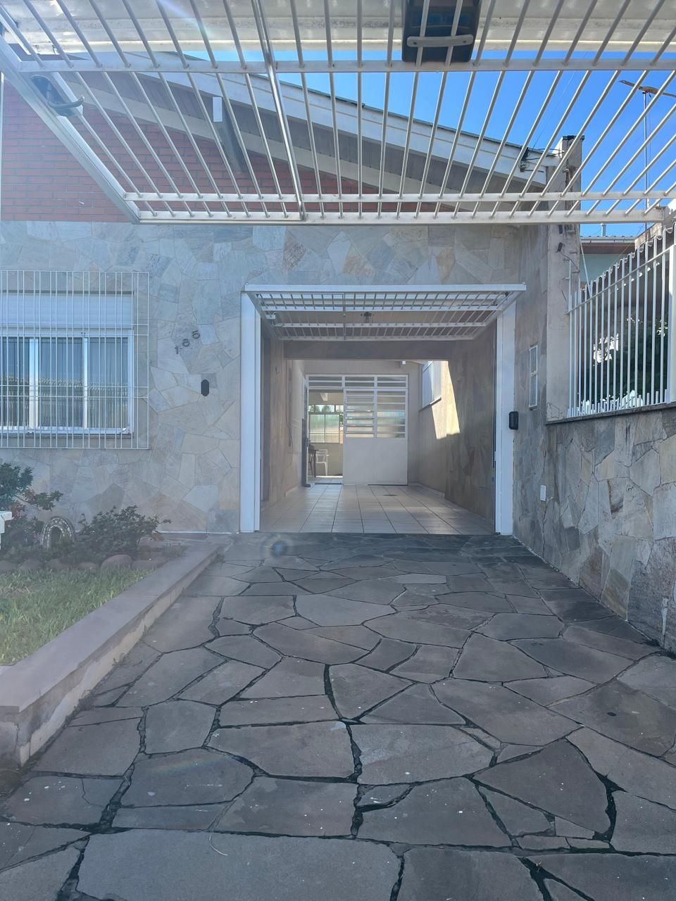 Casa 3 dormitórios, 2 vagas, Bairro Vista Alegre — foto 3