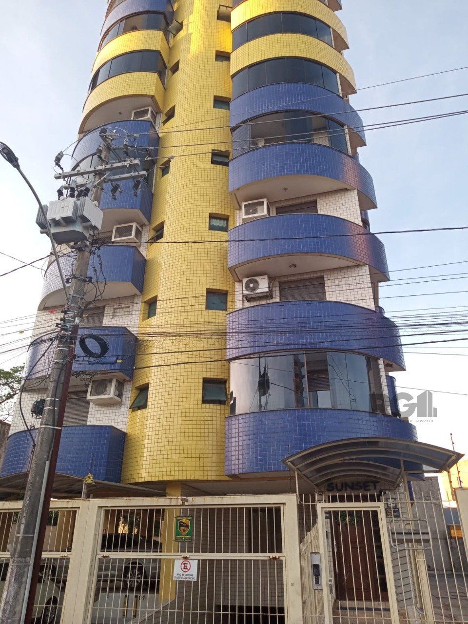 Apartamento à venda com 2 quartos, 73m² - Foto 1