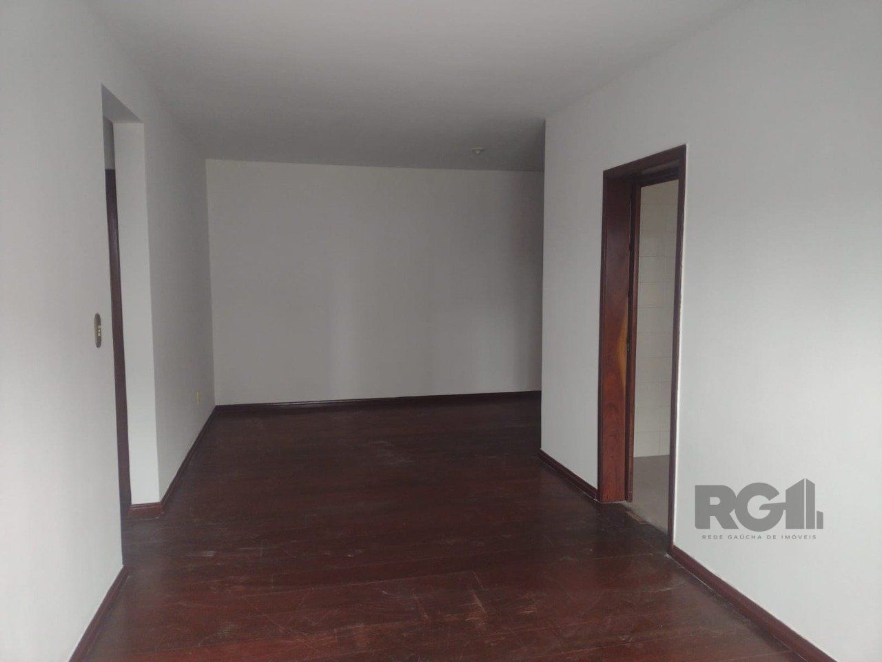 Apartamento 2 dormitórios, 1 vaga, Bairro Vila Cachoeirinha — foto 2