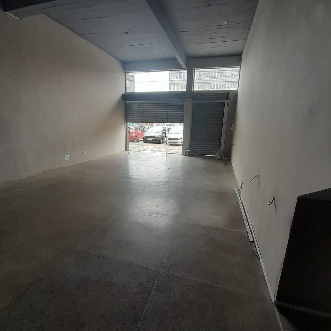 Loja 1 quartos para alugar, 250m², Vila Santo Ângelo - Cachoeirinha