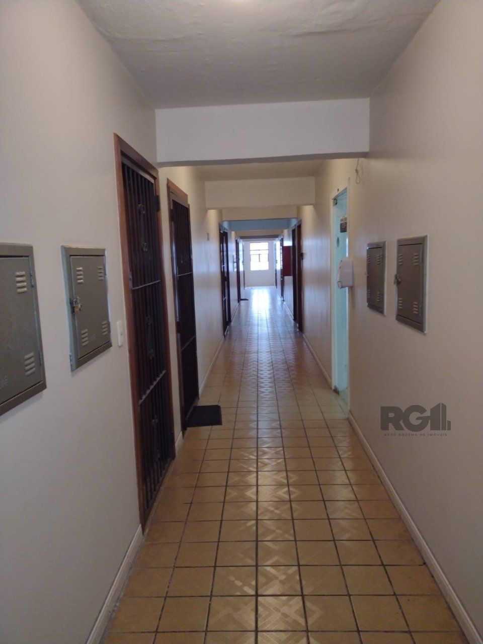 Sala Comercial à venda, 32m², Vila Veranópolis - Cachoeirinha — foto 2
