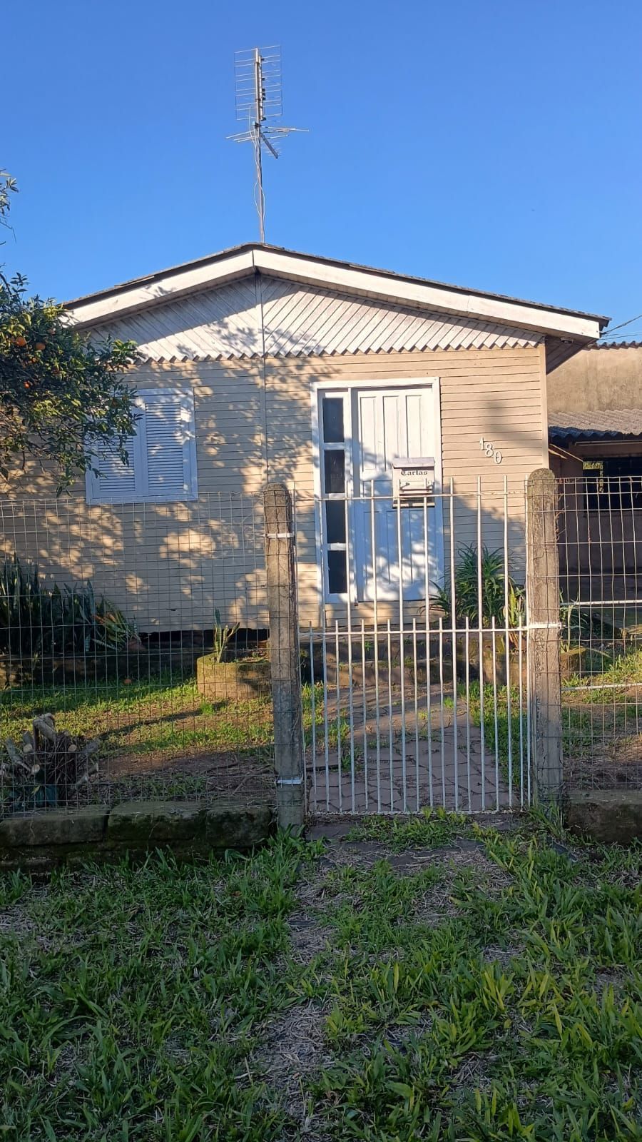Casa 2 dormitórios, vaga de garagem, Bairro Monte Claro — foto 3