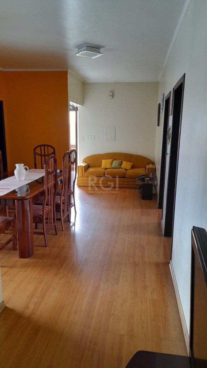 Casa à venda com 3 quartos, 282m² - Foto 8