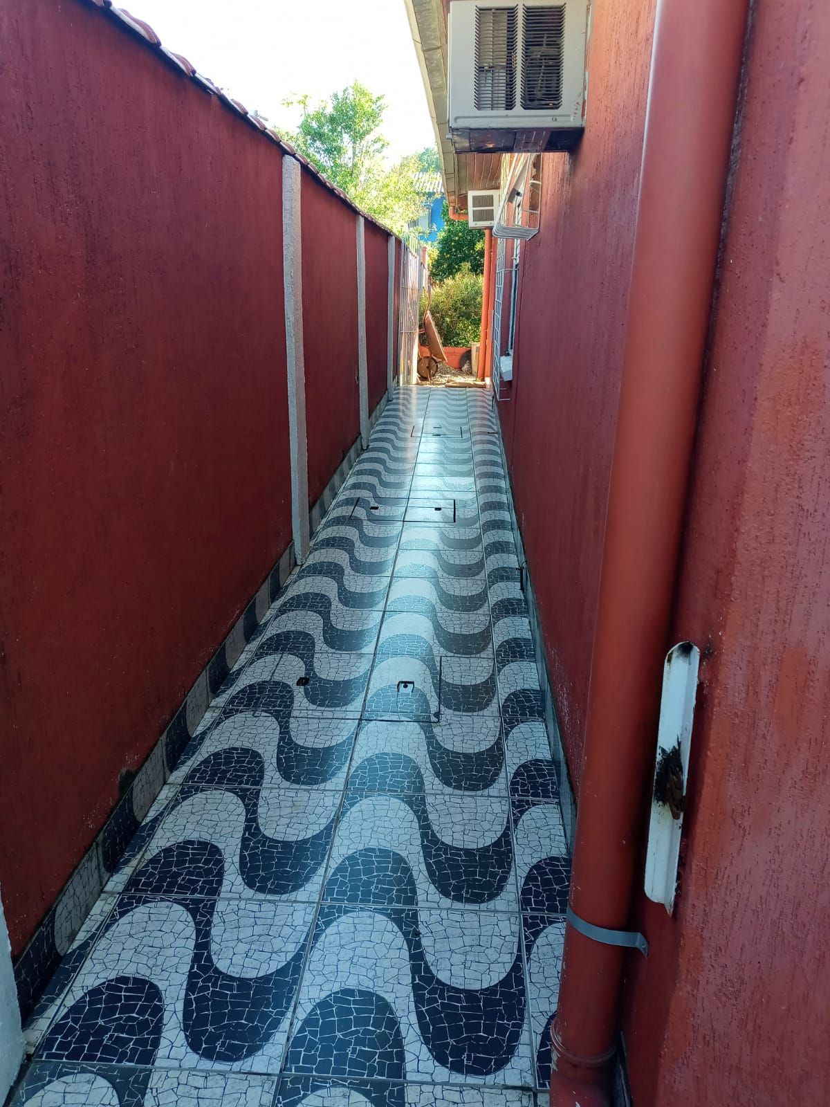 Casa 2 dormitórios, 1 vaga coberta, bairro Parque Florido — foto 3