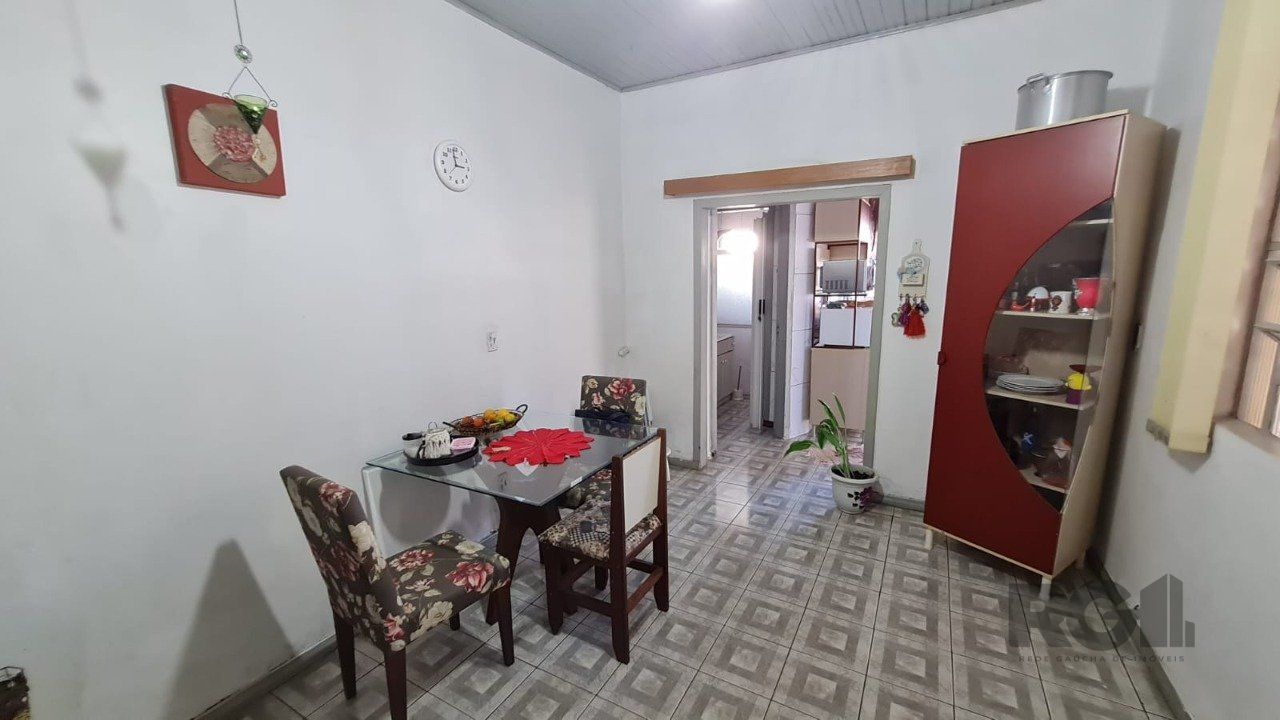 Casa 3 dormitórios, 3 vagas de garagem, Bairro Princesa Izabel — foto 2